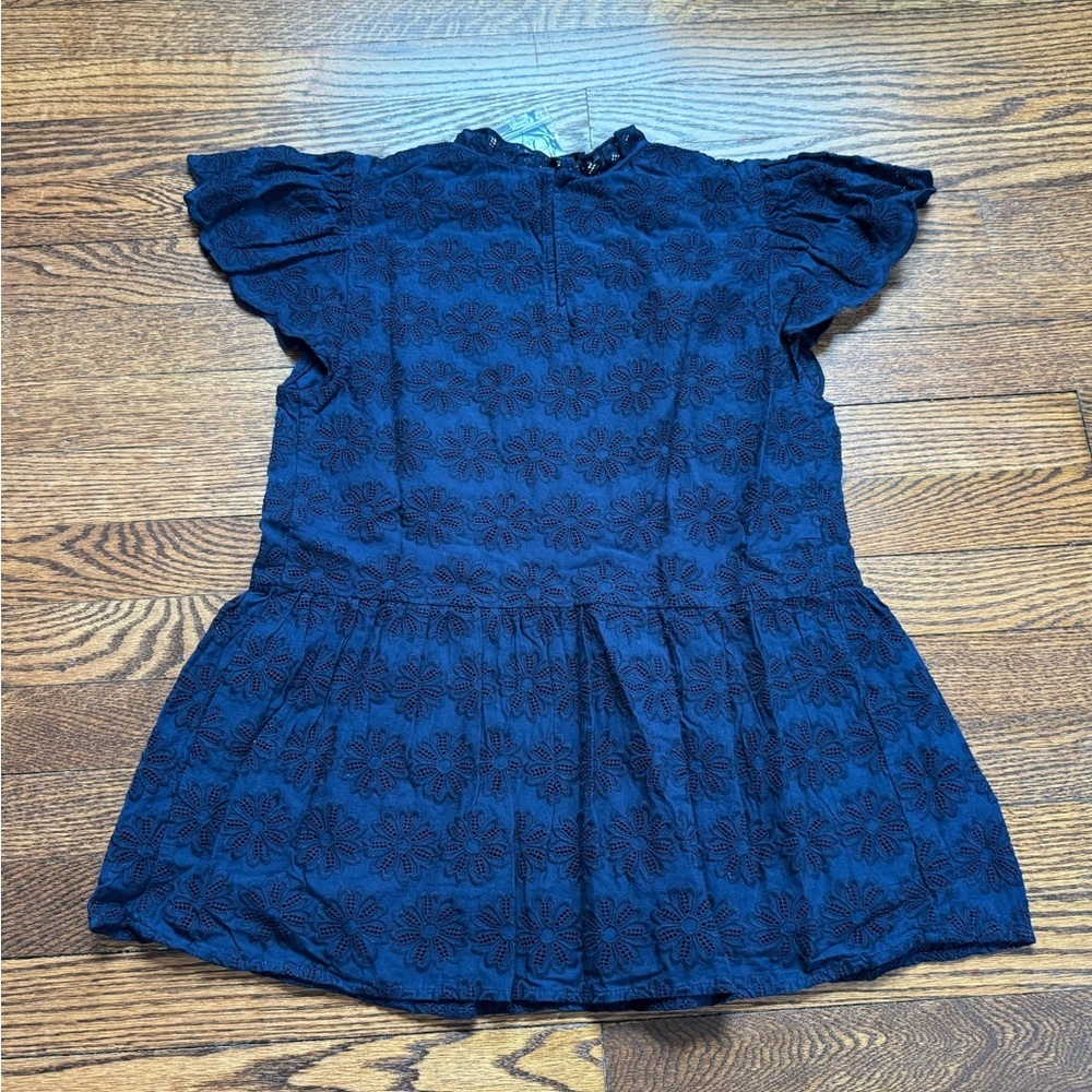 Crown & Ivy Navy Eyelet Lace Peplum Top Women’s Small NWT - Picture 2 of 5